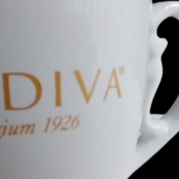 Godiva Belgium 1926 Collectible 12oz Coffee Mugs Modern Gourmet Foods - Set of 2 - Picture 7 of 8